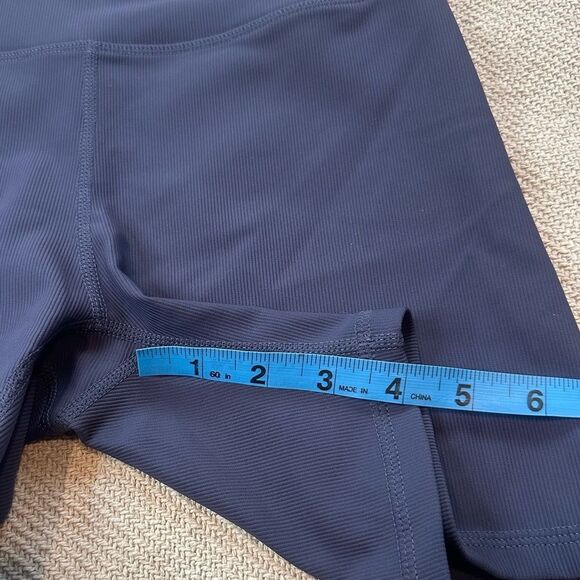 WILO THE LABEL Ribbed Biker Shorts Size Small NWT Navy Blue - Picture 4 of 8